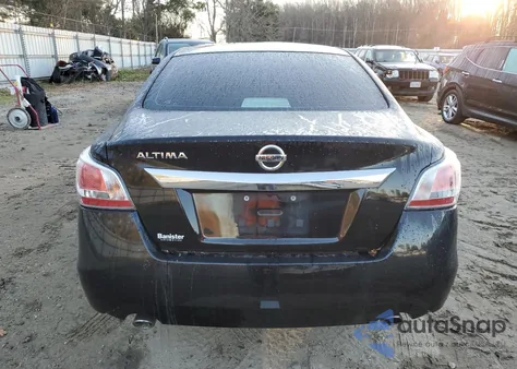 2015 Nissan Altima 2.5 из США, поврежденный, VIN 1N4AL3AP0FC124162
